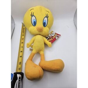 LOONEY TUNES TWEETY BIRD 9" YELLOW PLUSH WARNER BROS by TOY FACTORY W/TAG